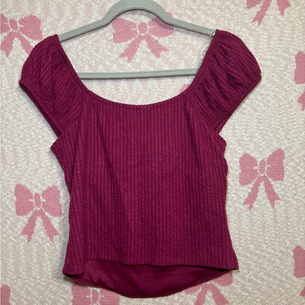 Maroon top - Picture 2 of 3